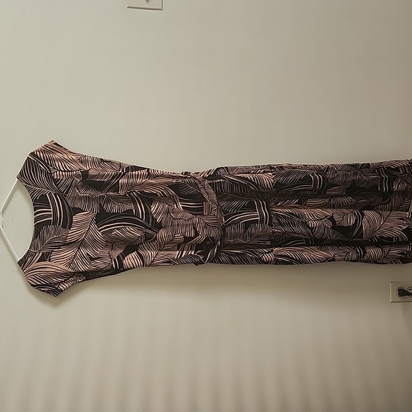 G by Giuliana Brown Black Maxi Dress Waist Tie Tiered Bottom Pockets Tropical - Picture 7 of 7